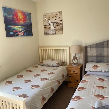 Charleston Apartment Self Catering 5 Min Drive From Town Centre Inverness Exteriör bild