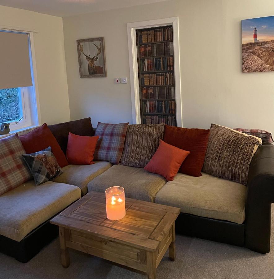 Charleston Apartment Self Catering 5 Min Drive From Town Centre Inverness Exteriör bild